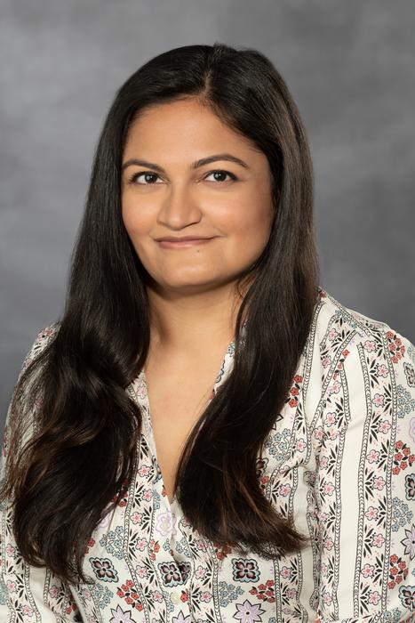 portrait of Shruti Syal