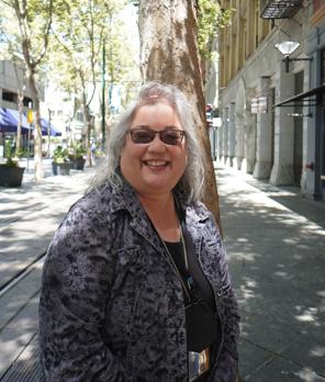 portrait of Lois Takahashi