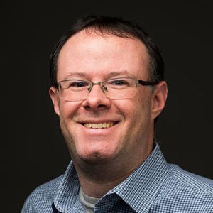portrait of Justin Hollander
