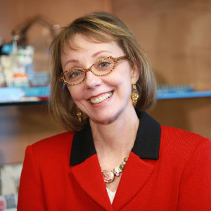 portrait of Geraldine Knatz