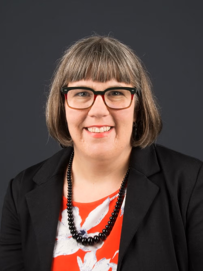 portrait of Janice Barry