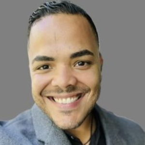 portrait of Jose Hernandez