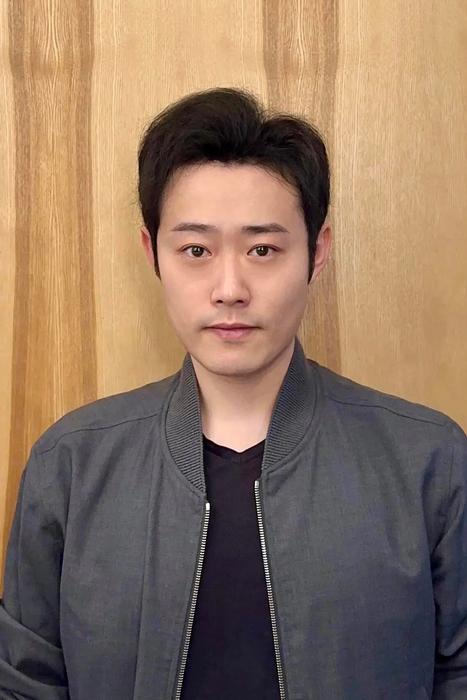 portrait of Yanghe Liu